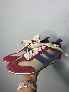 Free People Aces tennis shoes Maroon Blue Ribbon Laces Casual Athleisure